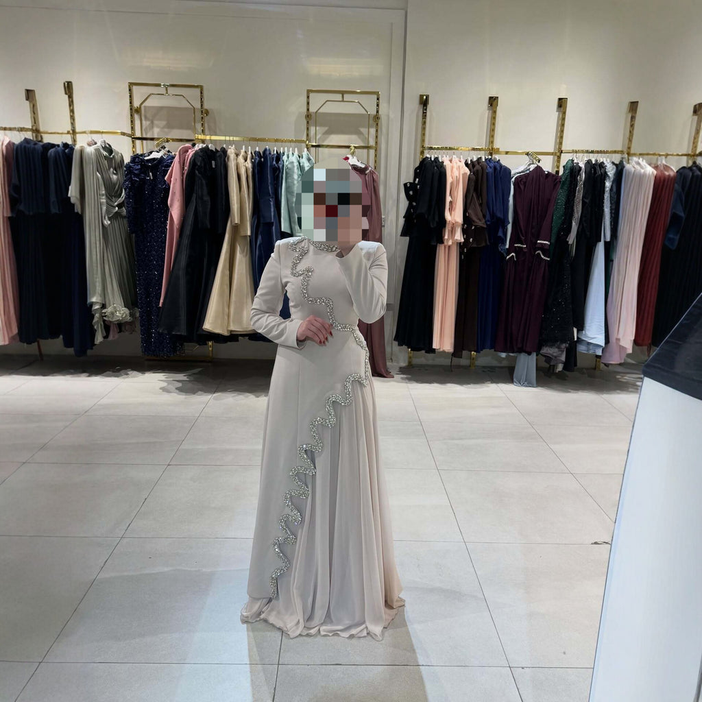 Robe longue de soirée élégante pour femme avec ruban et perles